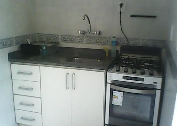 Apartamento Perto Consulado Americano Ar Condicionado 2 Quartos Até 6 Pessoas Av Carlos Gomes Não Tem Garagem *
